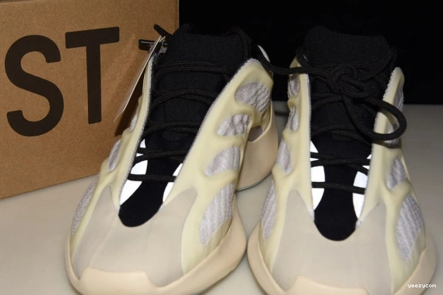 Yeezy Boost 700 Adidas Azael V3 FW4980 0824
